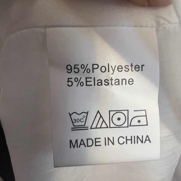 MAXIGERUI Floral V-Neck Maxi Dress in Multi-Color - Picture 4 of 4